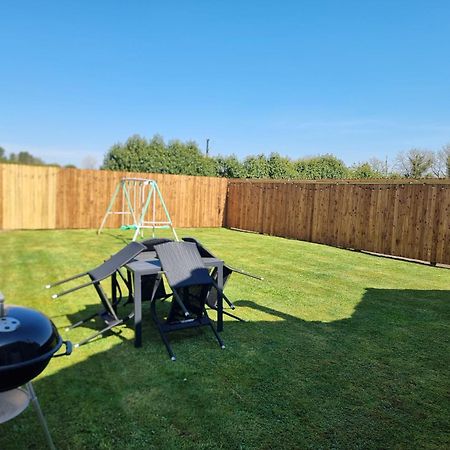 Spacious Curragh 2-Bed Apartment With Own Entrance Brownstown 외부 사진